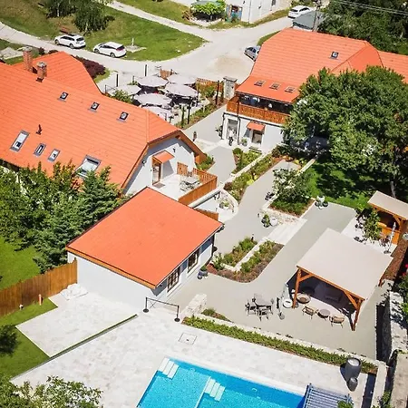 Mandilla Vendégház