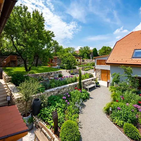 Vendégház Mandilla 4*