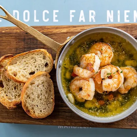 Mandilla 4* Köveskál